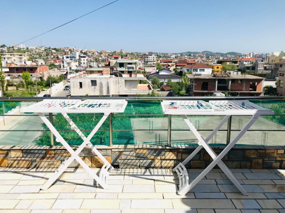 Vila Aliaj Special Rooftop Room For Two Durrës Esterno foto