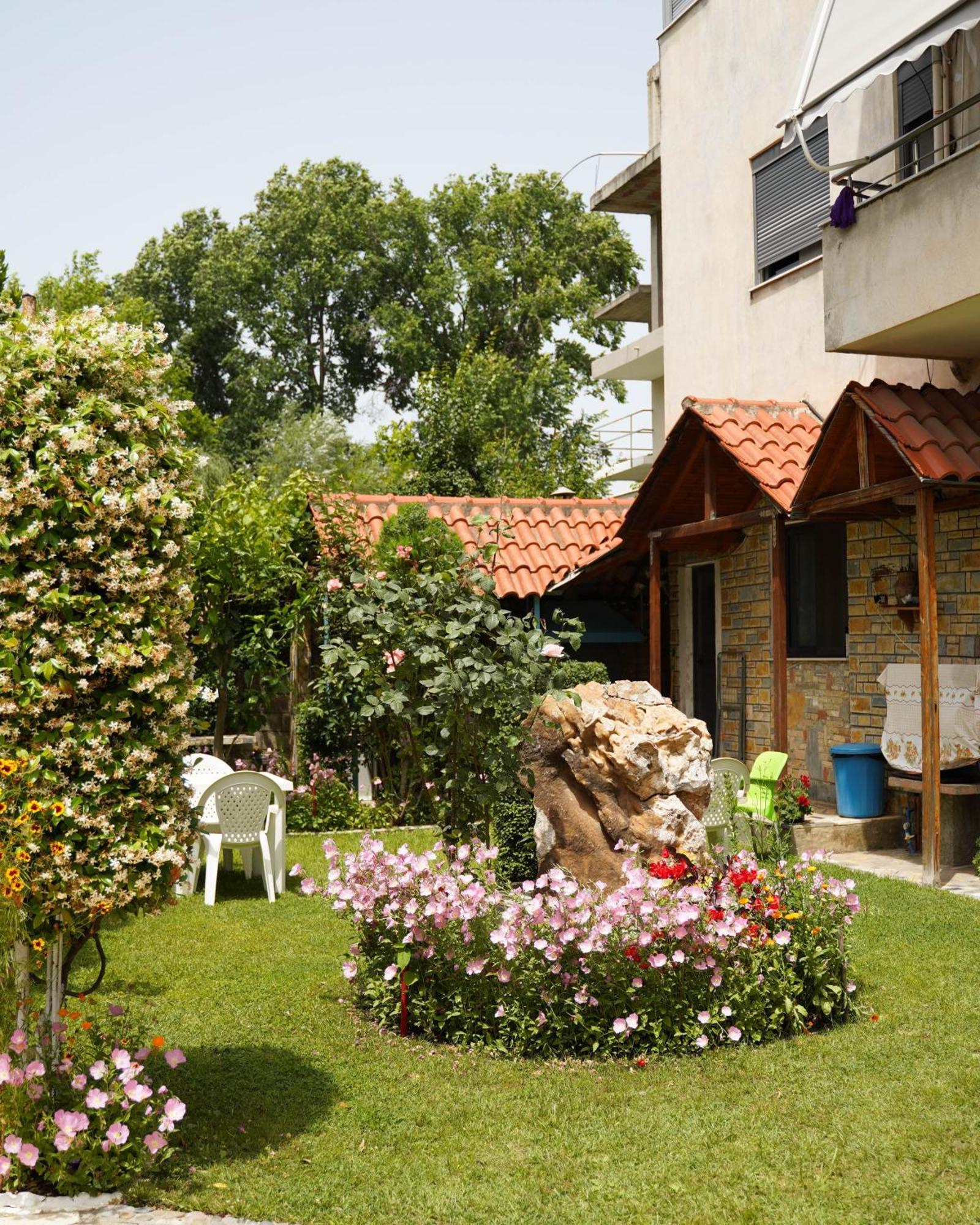 Vila Aliaj Special Rooftop Room For Two Durrës Esterno foto
